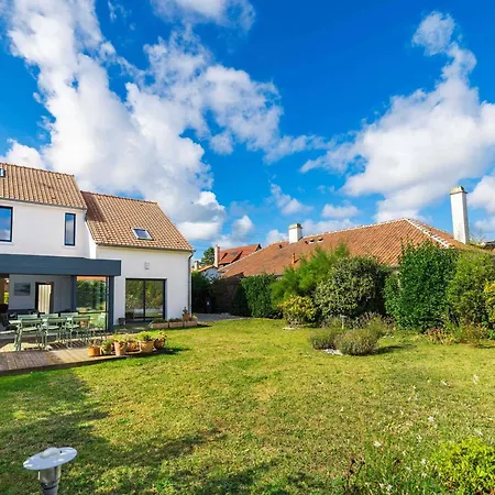 Maison Spacieuse Avec Wi-fi Et Parking, Proche - Fr-1-821-16